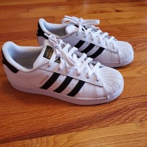 Adidas Superstar